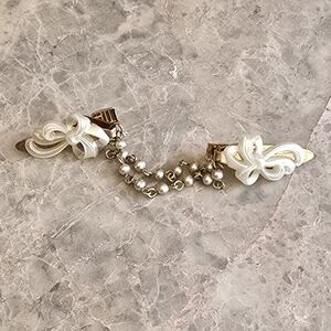 Vintage sweater guard dress gold tone chained alligator clip clasp metal acrylic